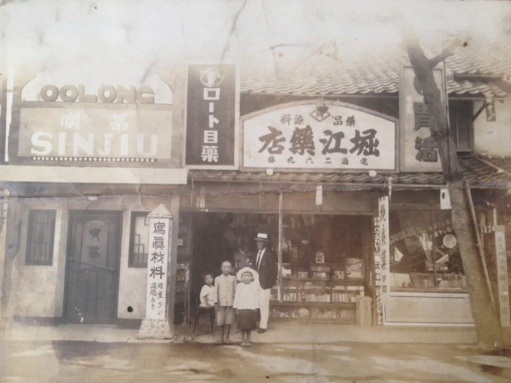 昭和初期の店舗の様子